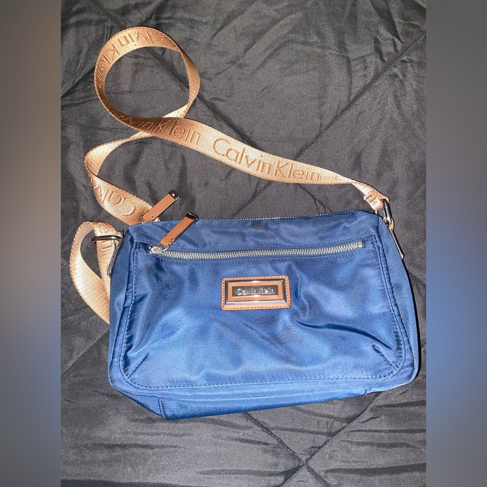 Calvin Klein Crossbody